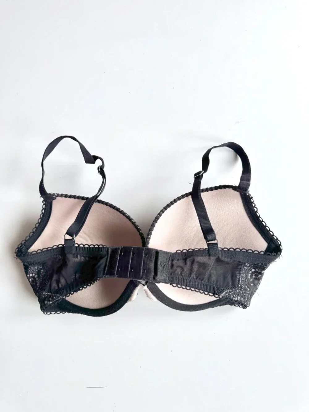 Lot of 2 VICTORIA'S SECRET Dream Angels Very Sexy Lace Push-Up Bras, Size 32DD - Picture 5 of 14